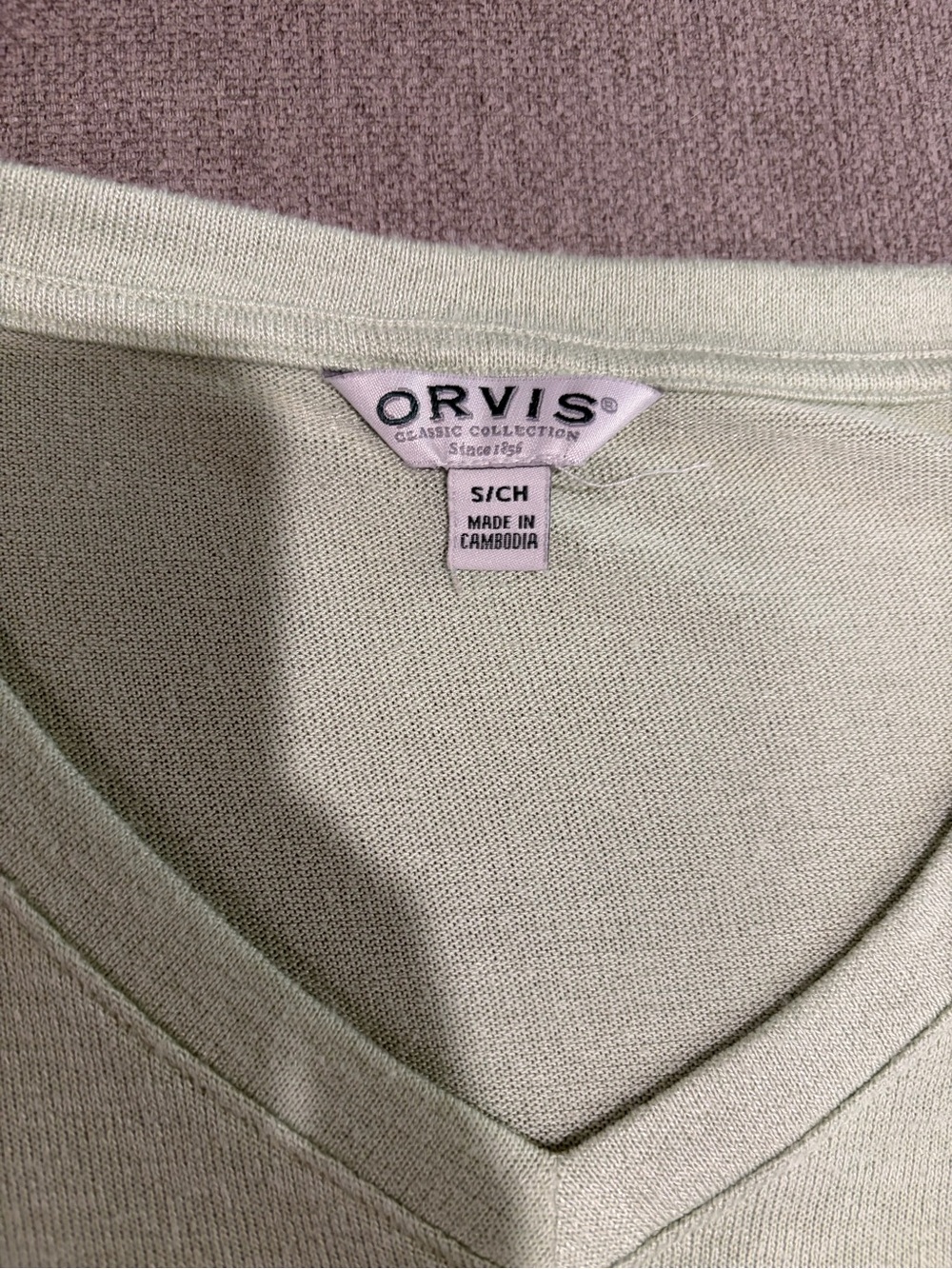 Orvis Women’s V-Neck Shirt in Pale Sage Green